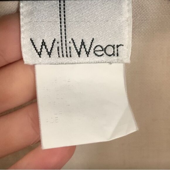 Cotton Linen Beige Cropped Top / Blazer 
by Willie Smith - Picture 5 of 8